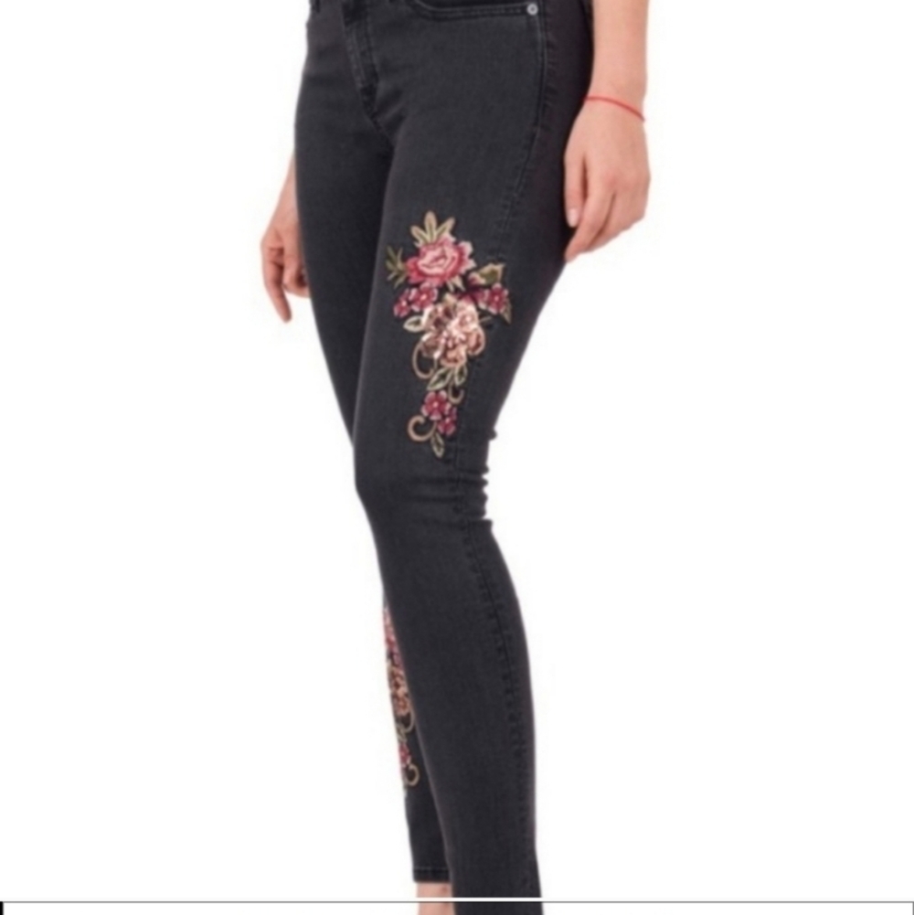 MISS ME BLACK FADED FLORAL SKINNY Ankle JEANS